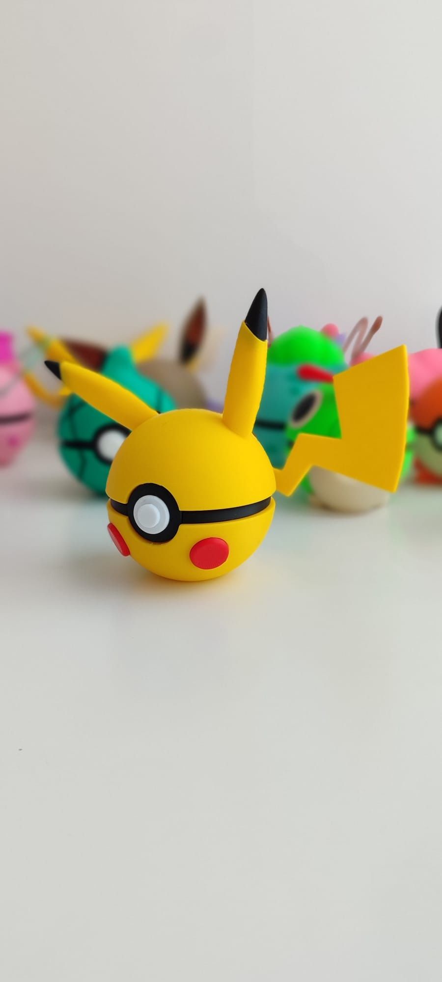 Pikachu pokeball pokemon 3d