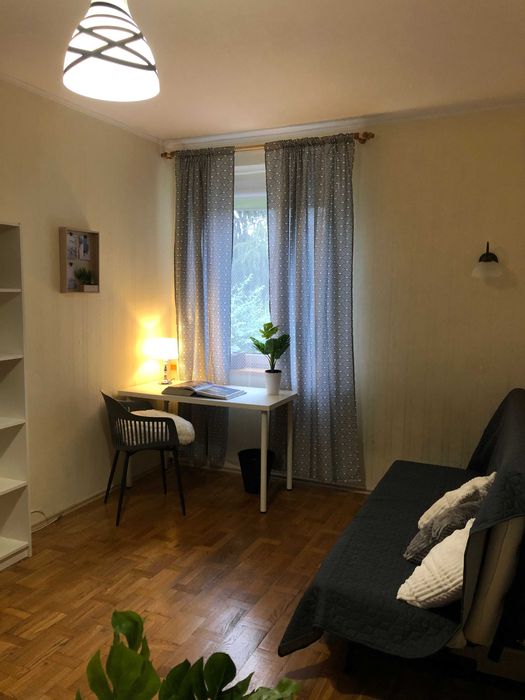 Duży słoneczny pokój (20m2) przy ul. Nulla 36