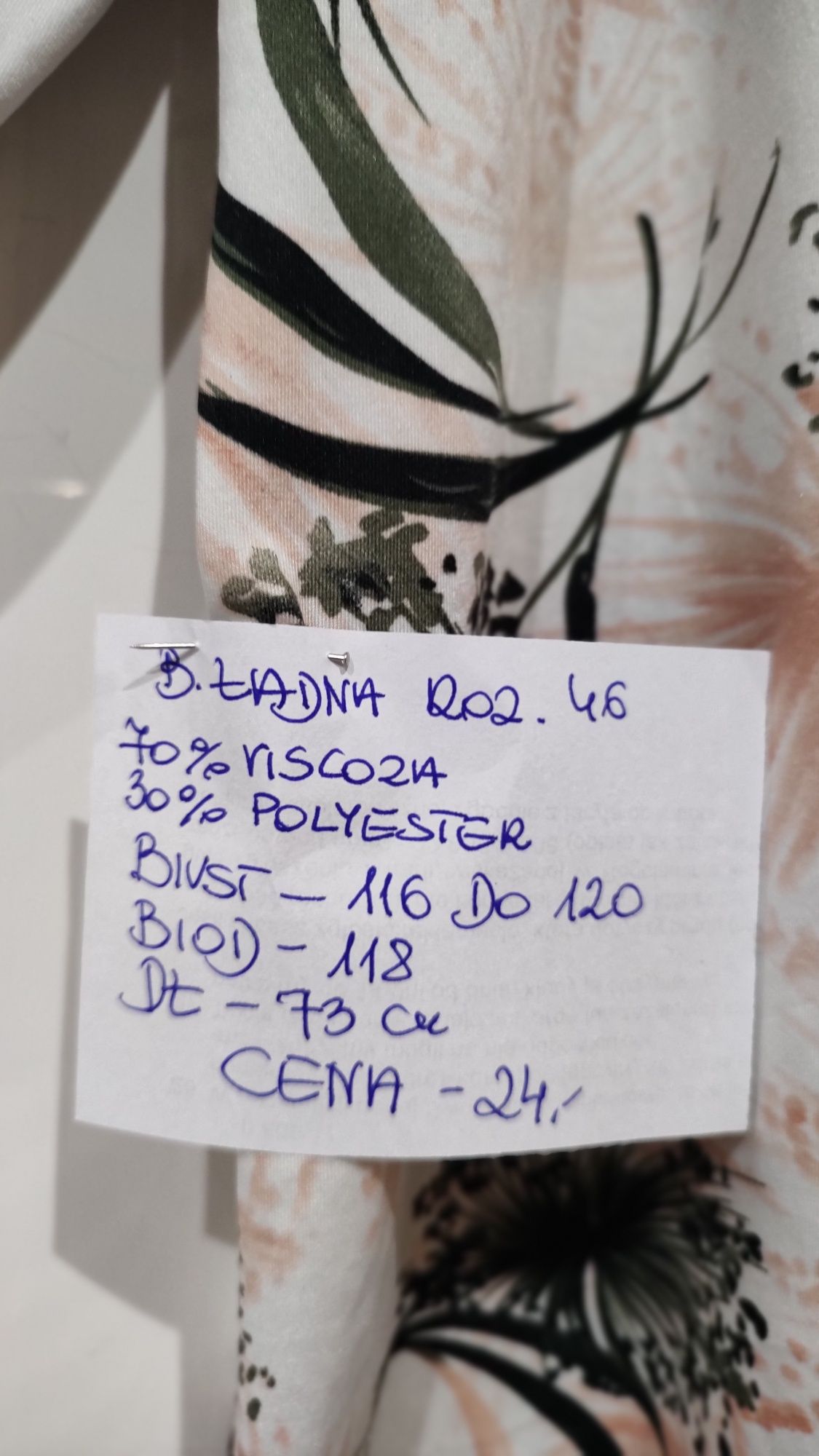 Śliczna bluzeczka Tanio