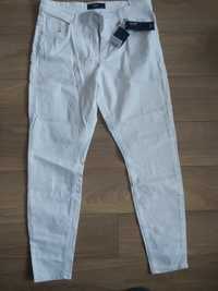 Jeans r.42 Białe skinny fit