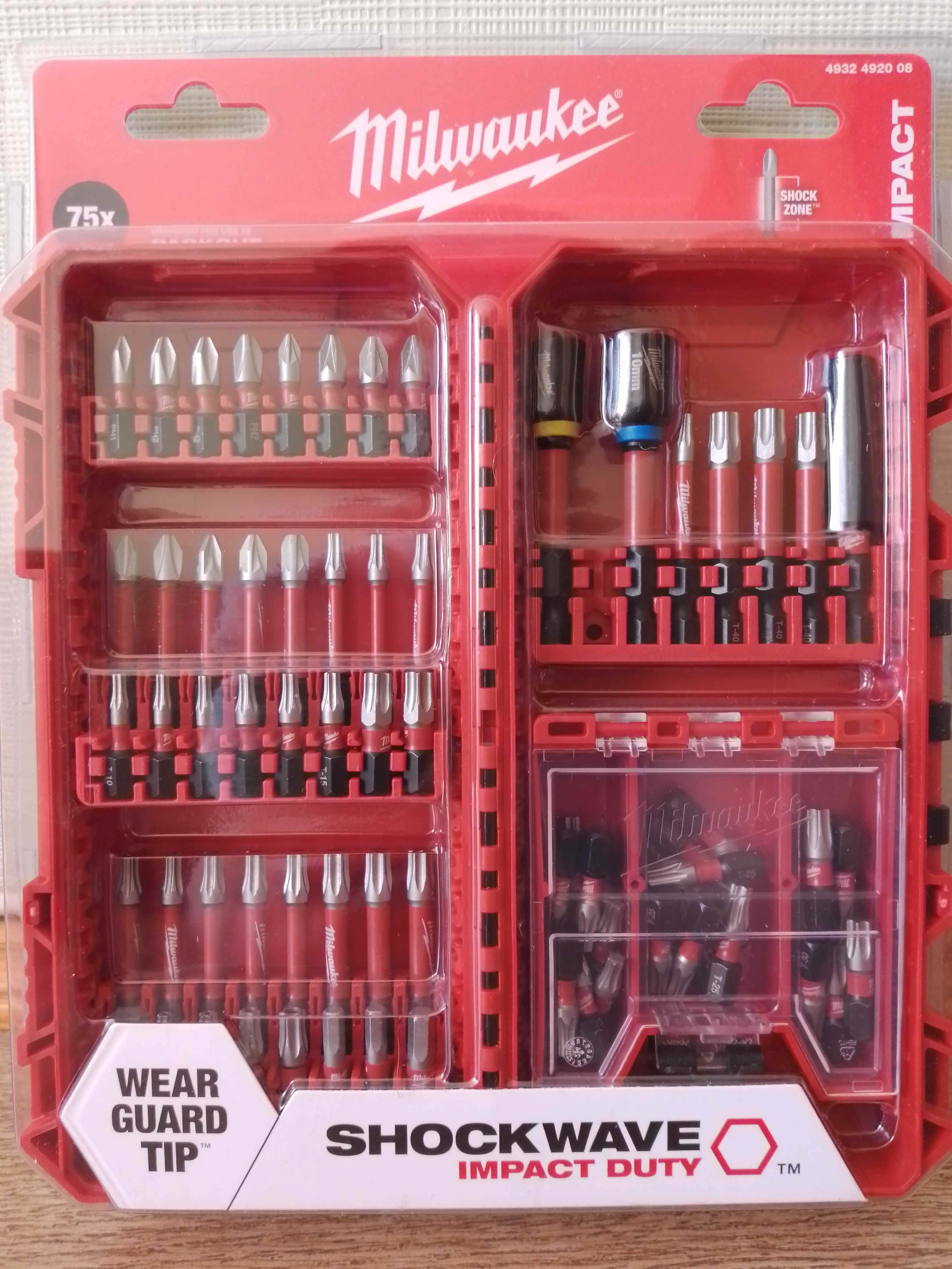 Набір біт SHOCKWAVE PACKOUT MILWAUKEE, (75шт) / 4932492008