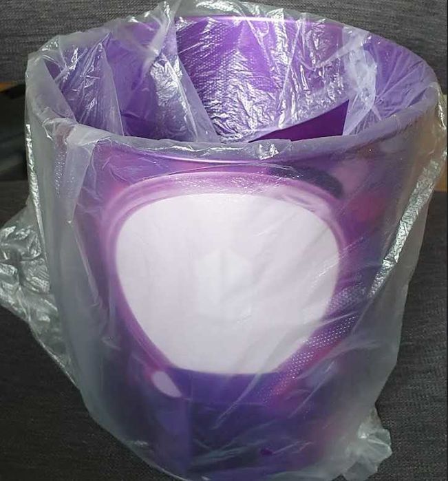 BTS metalowy kubełek  + kubek z pokrywką i słomką - IDEALNY STAN