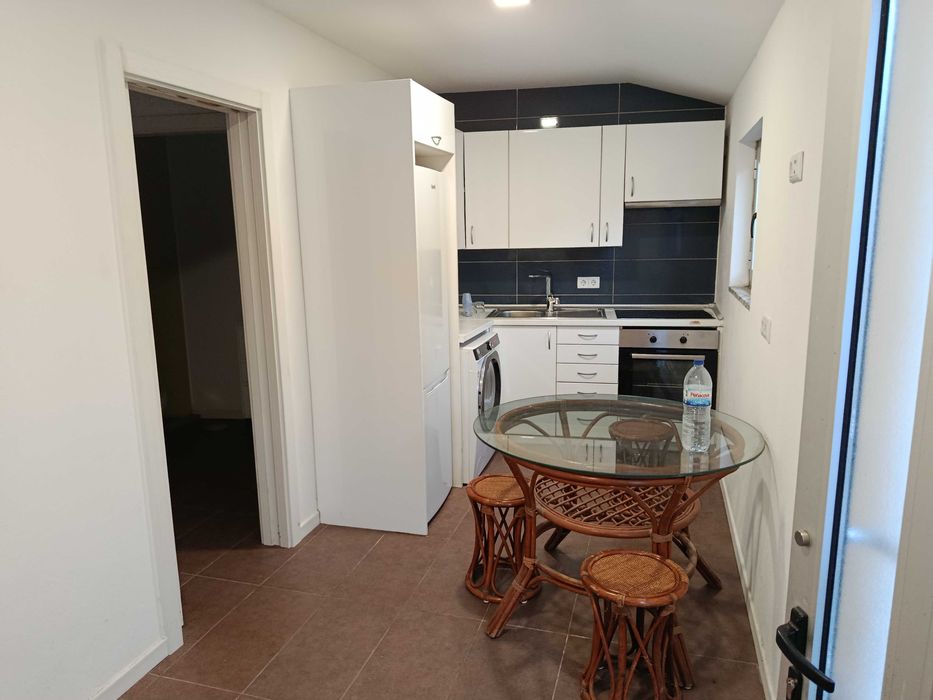 Casa renovada para arrendar na Póvoa do Pinheiro - Coimbra