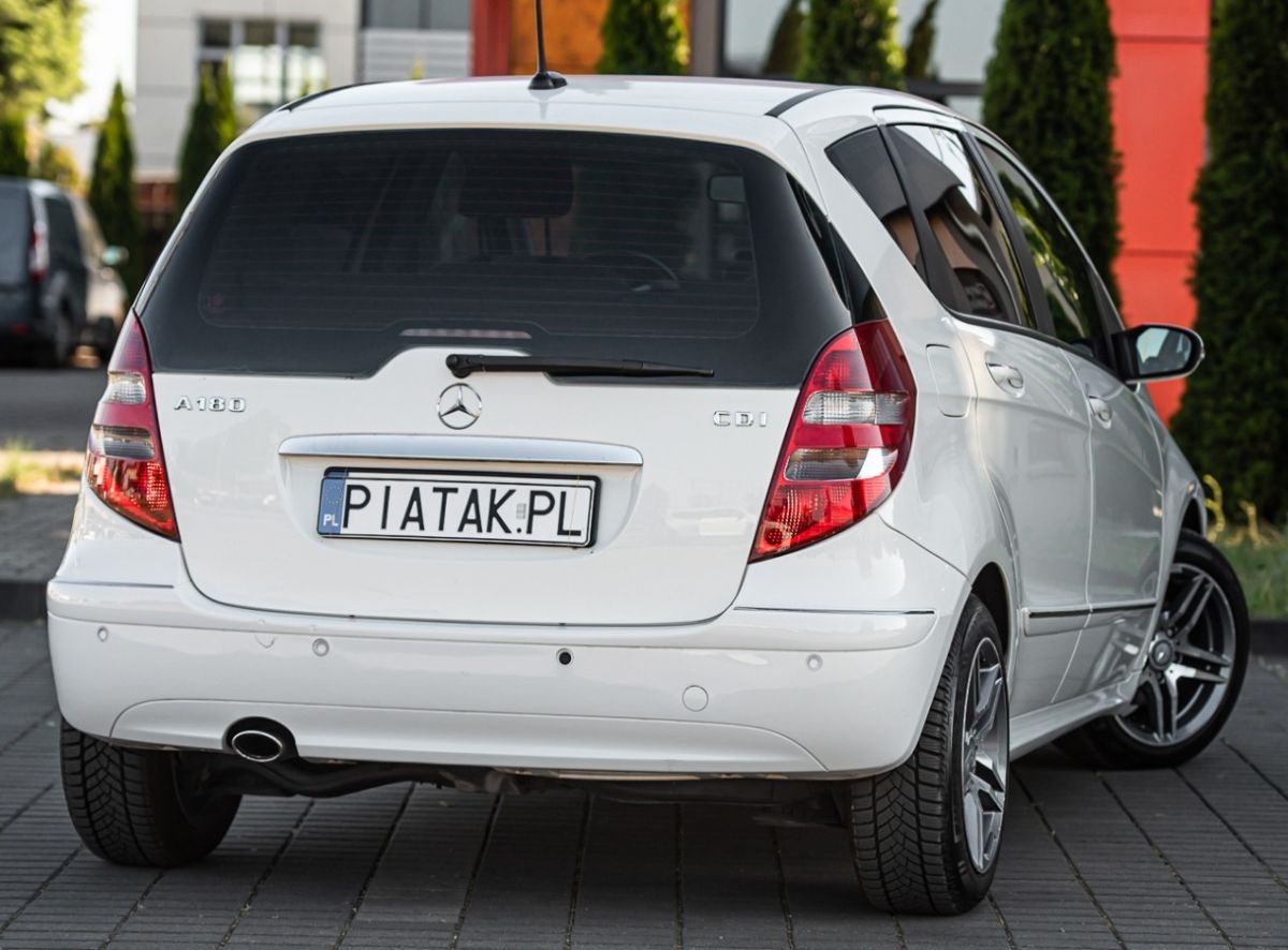 Mercedes A-klasa W169 rok 2004  serwisowany bogate wyposażenie ZAMIANA