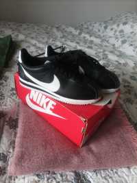 Buty Nike rozm 37.5