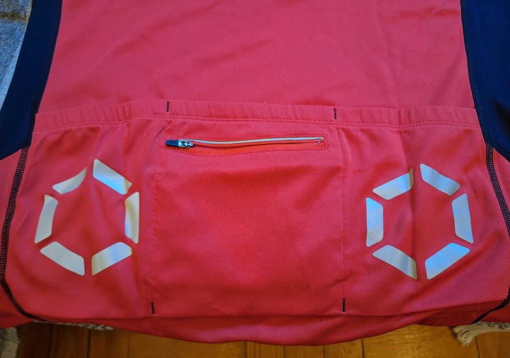 Jersey Ciclismo, marca DHB