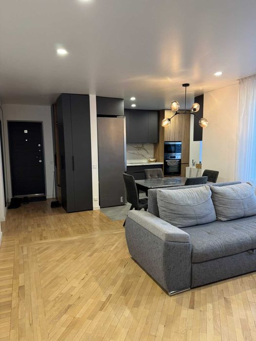 Продається елітна 4 кімнатна квартира.Цікава пропозиція !!!