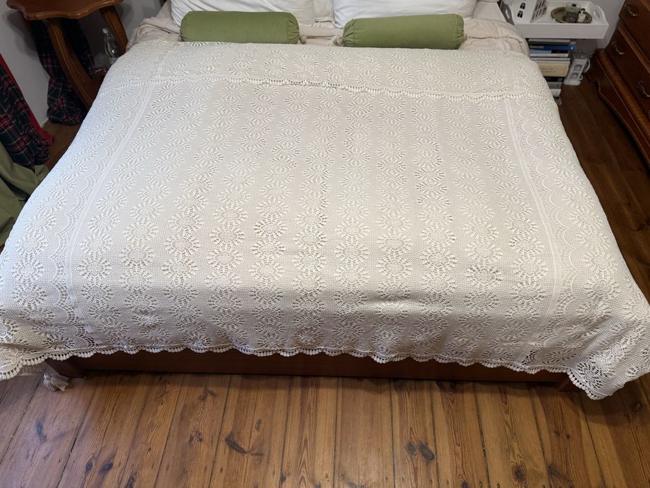 Francuska kapa na łóżko kkc narzuta gipiura