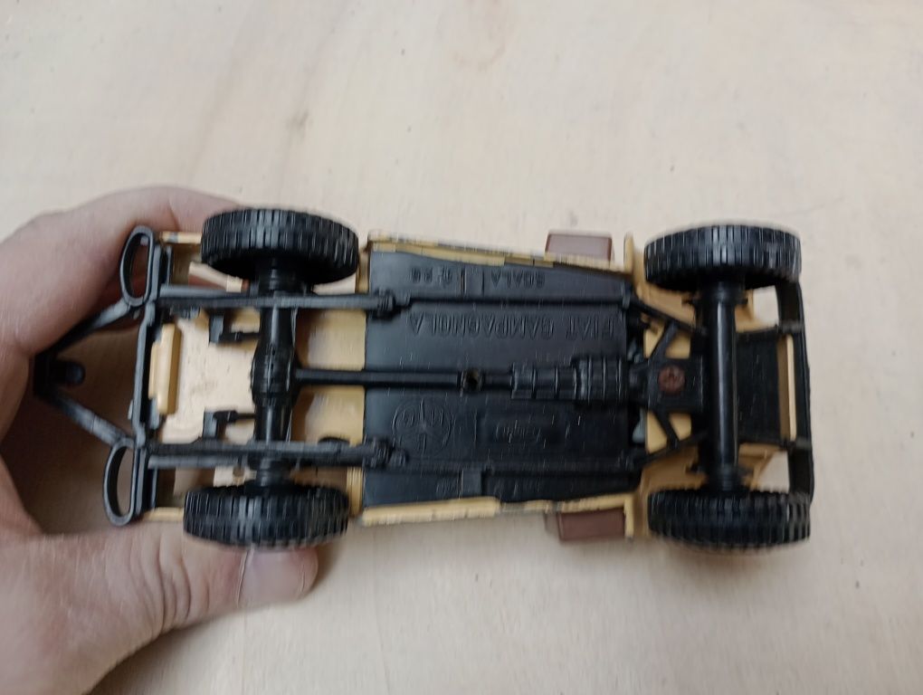 Model samochodu Fiat campagnola w skali 1:25