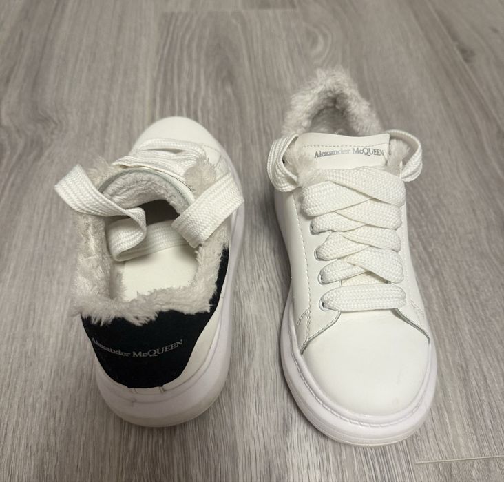 Кроссовки кеды 32