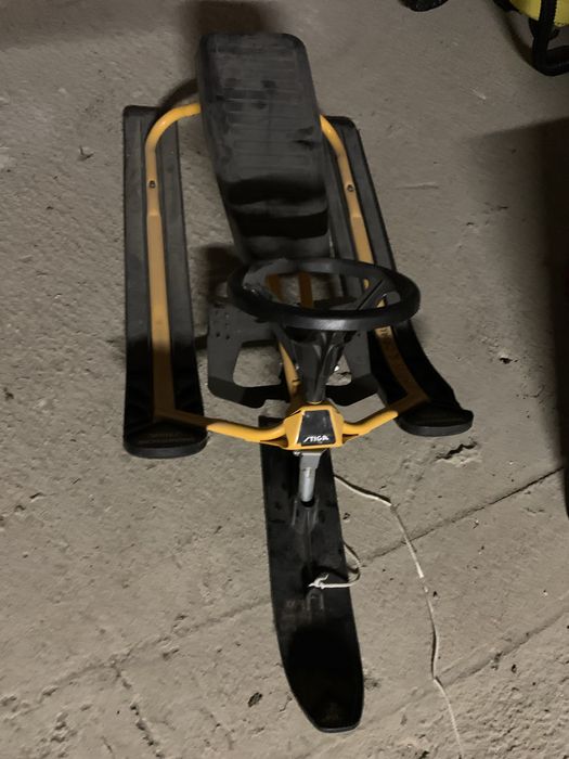 Sanki z kierownica stiga