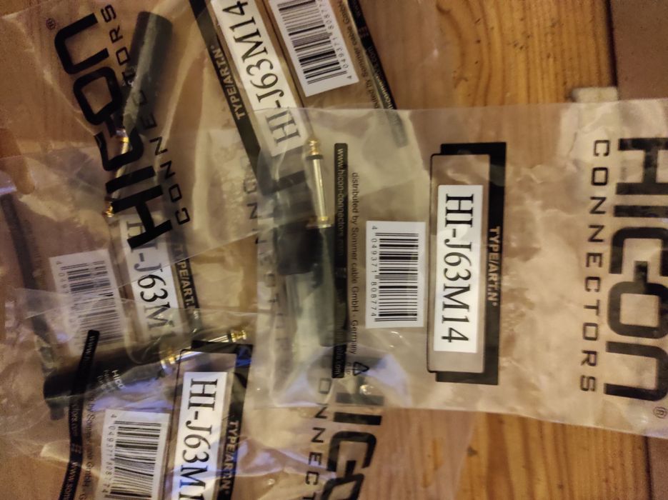 Wtyk HICON HI-J63M14 noisefree