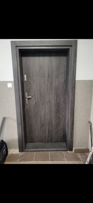 Montaz paneli i drzwi