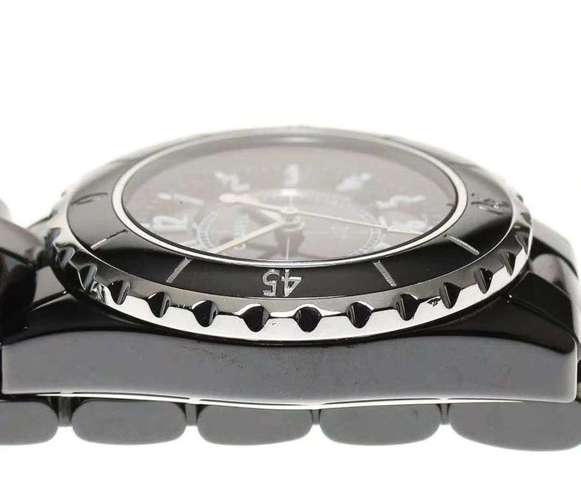 Czarny zegarek męski marki Chanel