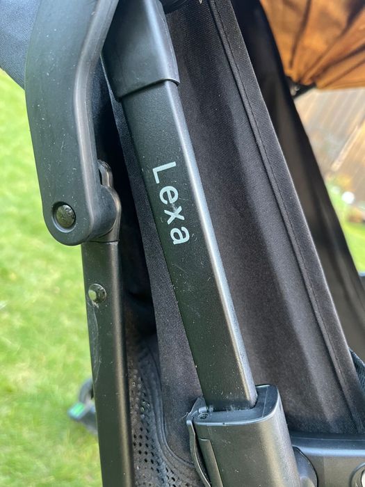 Recaro Lexa - wózek spacerowy, ultra lekki, kompaktowy do samolotu