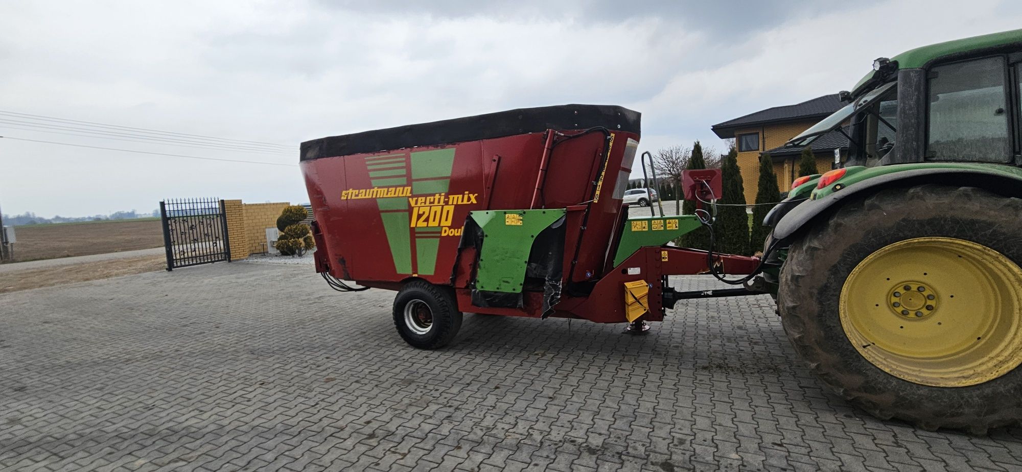 Paszowóz ,Wóz Paszowy Strautmann Vertimix 12m3