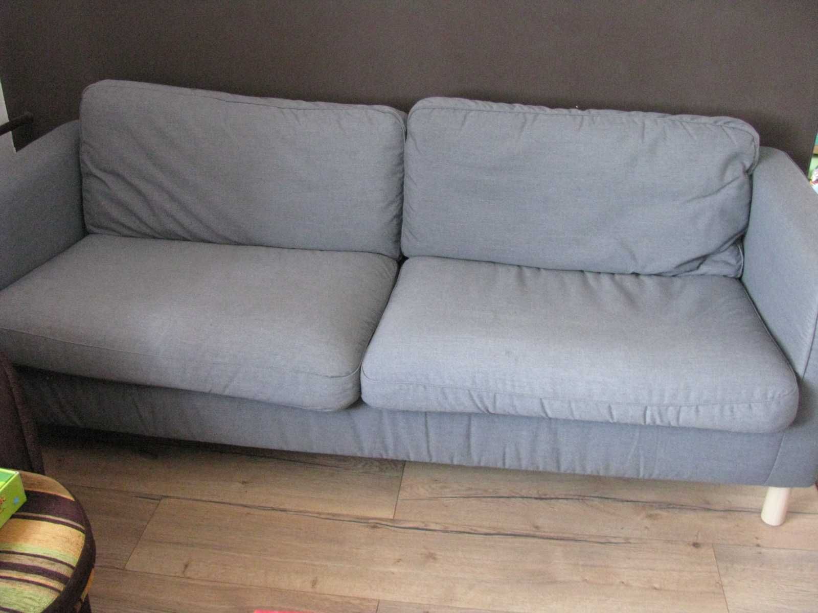 Sofa 3 osobowa na nóżkach z podukszami IKEA