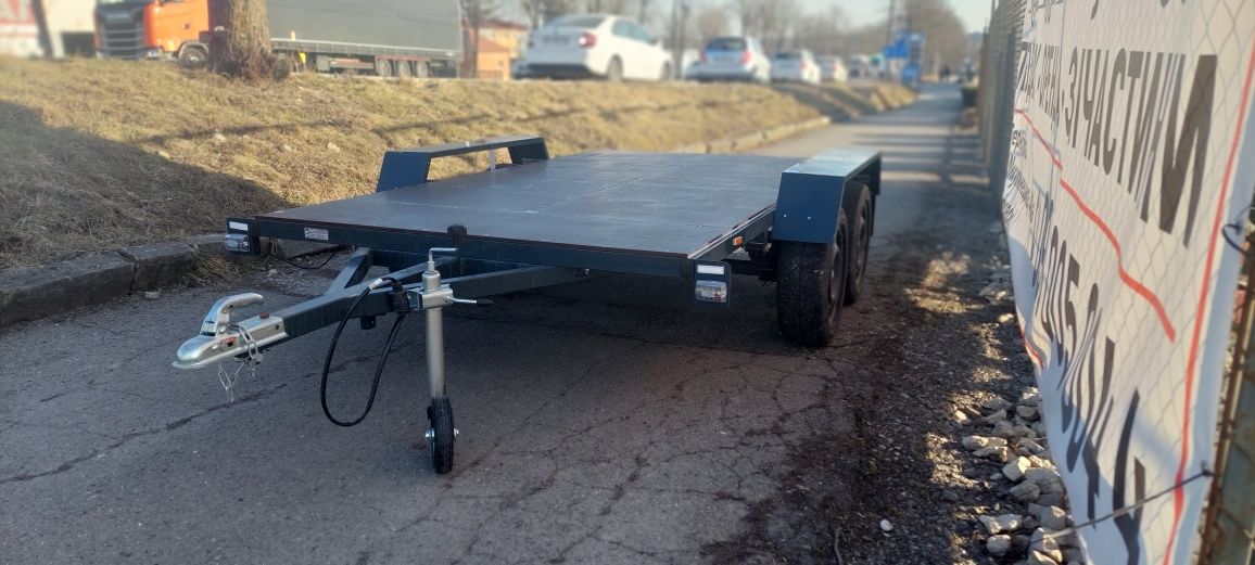Причіп 2х осний платформа кат *В*