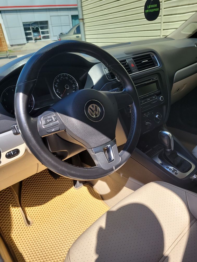 Продам Volkswagen Jetta MK6