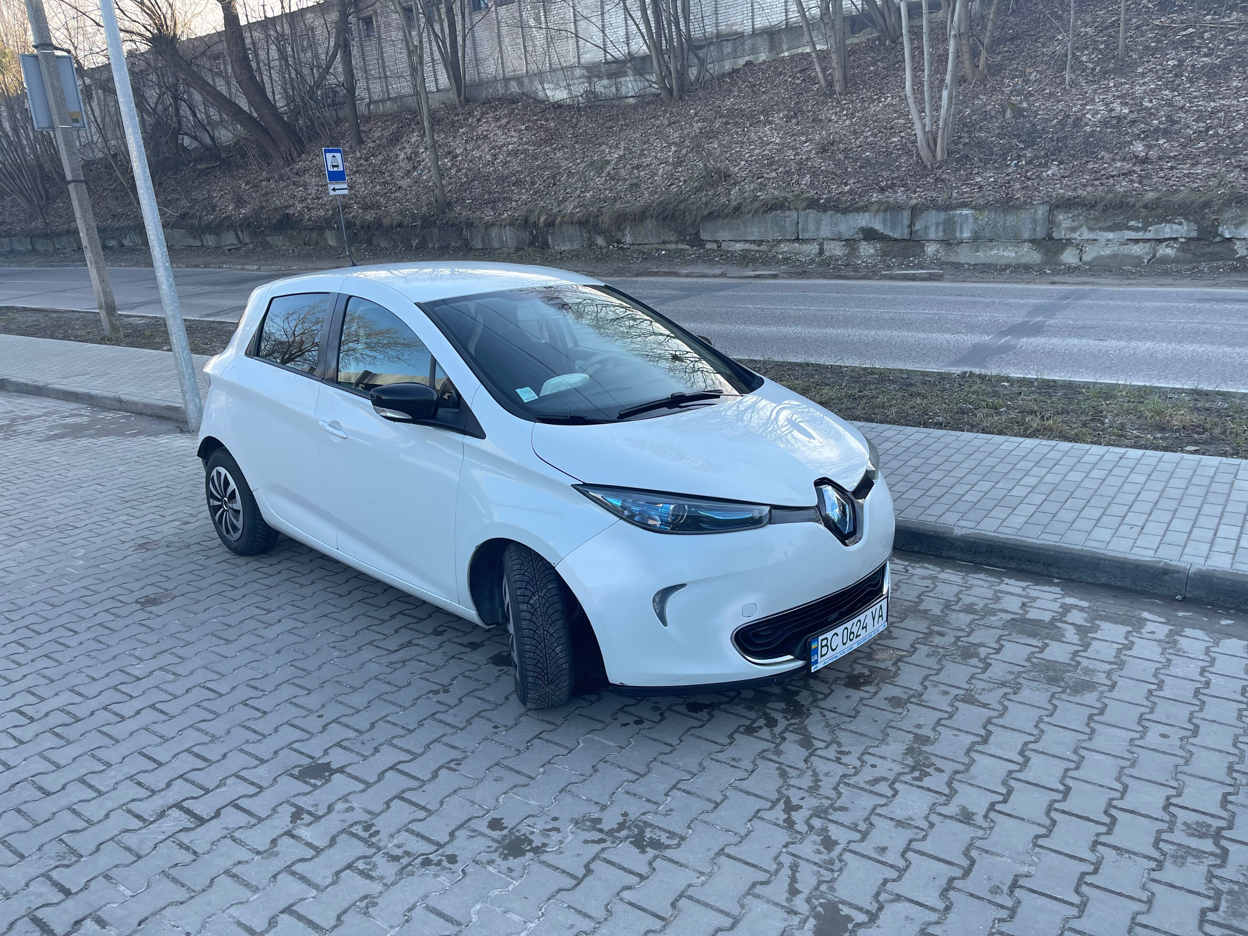 Електроавтомобіль Renault zoe 2016