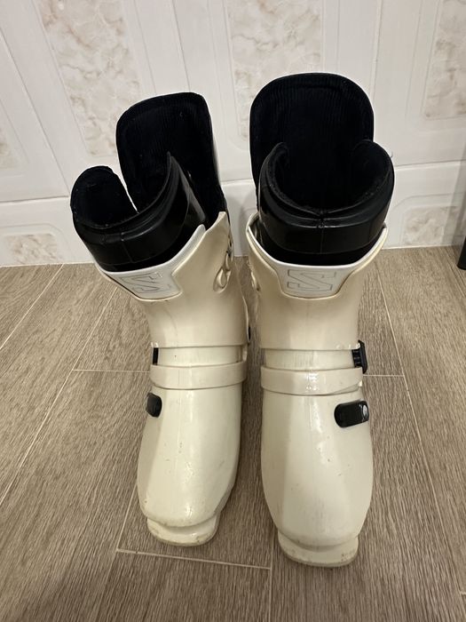 Лижні чоботи