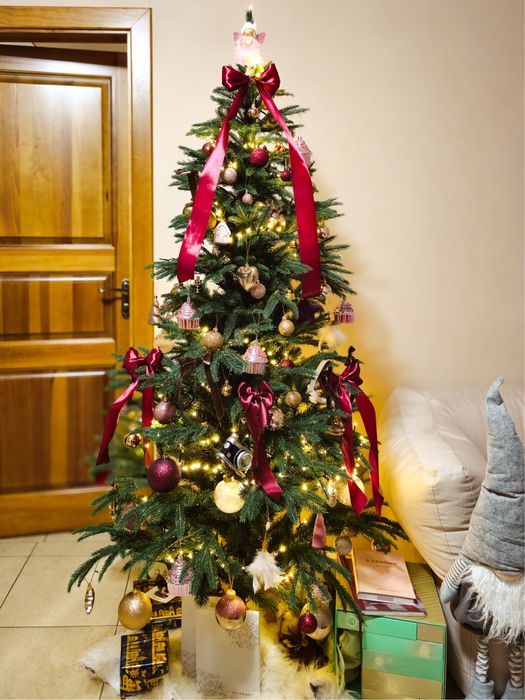 Продам ялинку 180 см з литими гілочками