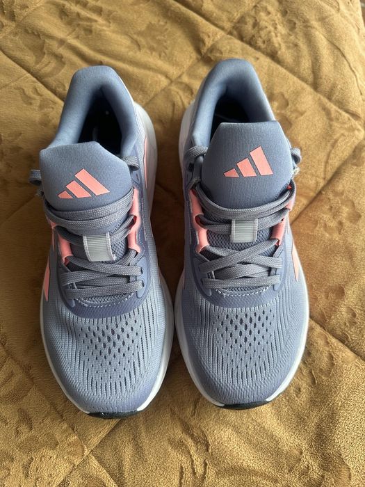 Buty Damskie Adidas w rozmiarze 39