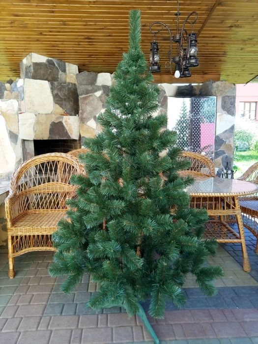 Ёлка искусственная