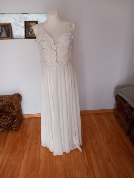 Suknia ślubna M (38)