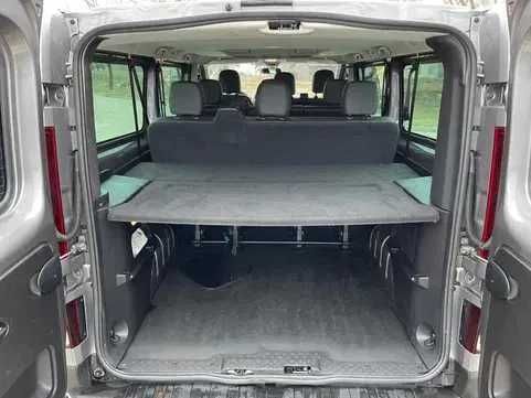 Wynajem busa 8 i 9 osobowego