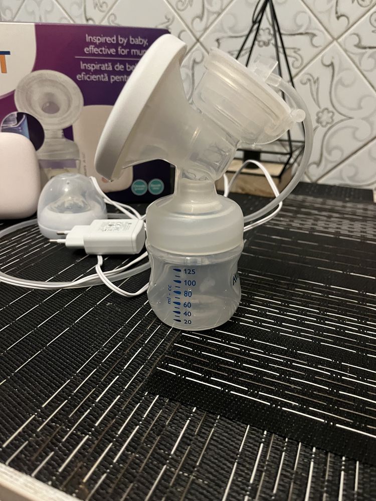 Молокоотсос Philips Avent SCF395/11