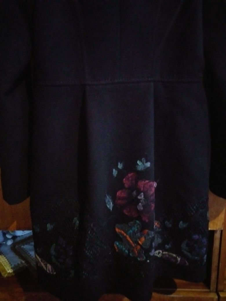 Пальто кашемірове Нове з хомутом розмір L 44-46