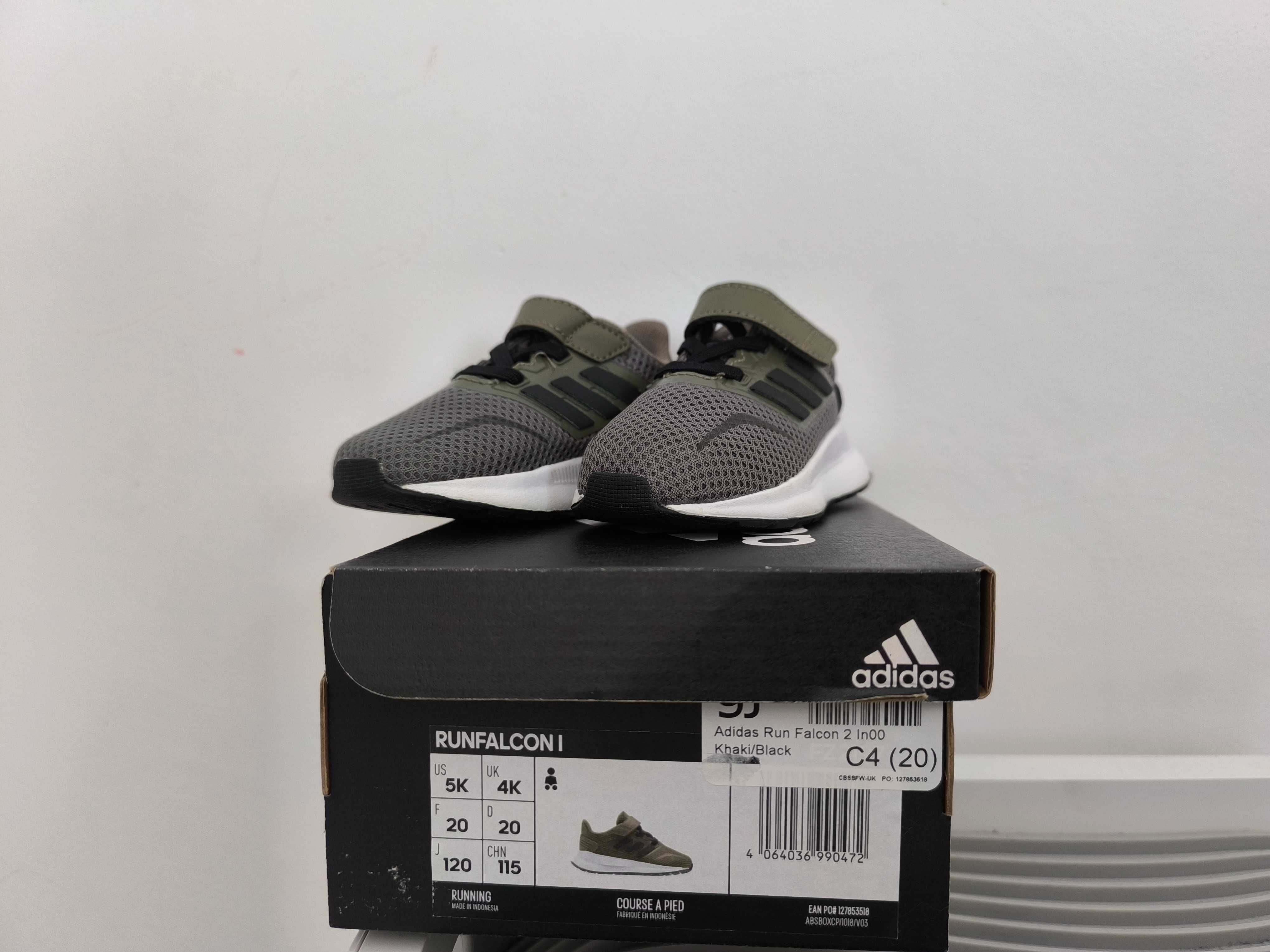 Sapatilhas adidas verdes N. 20