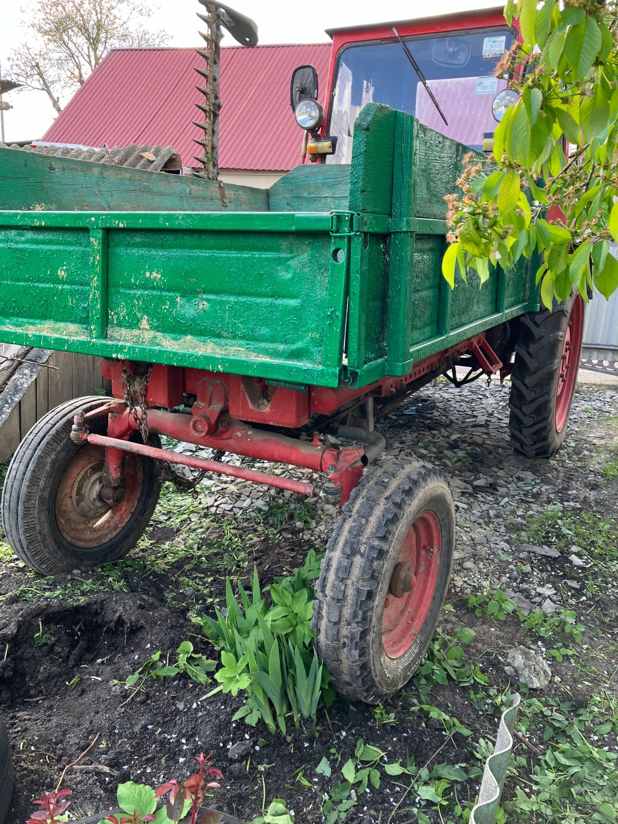 Трактор Т-16 з навісним