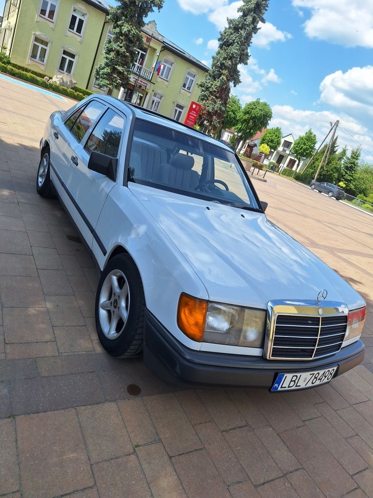 Mercedes w124 230e 1986r automat 260 tys km