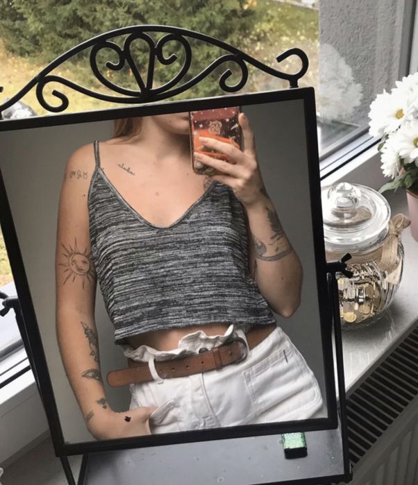 Szary crop top | House