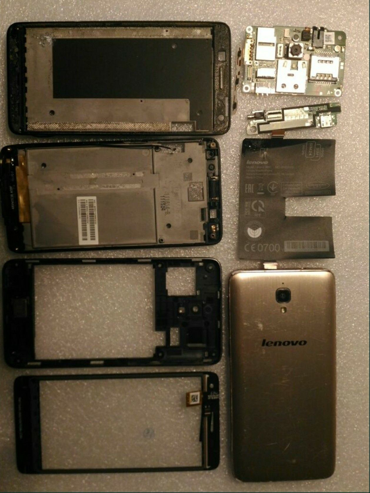 2 смартфони смартфон телефон Lenovo S660 Леново 1 в розібраному стані