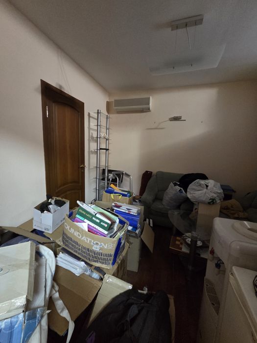 Продам помещение в Центре  метро пл. Конституции