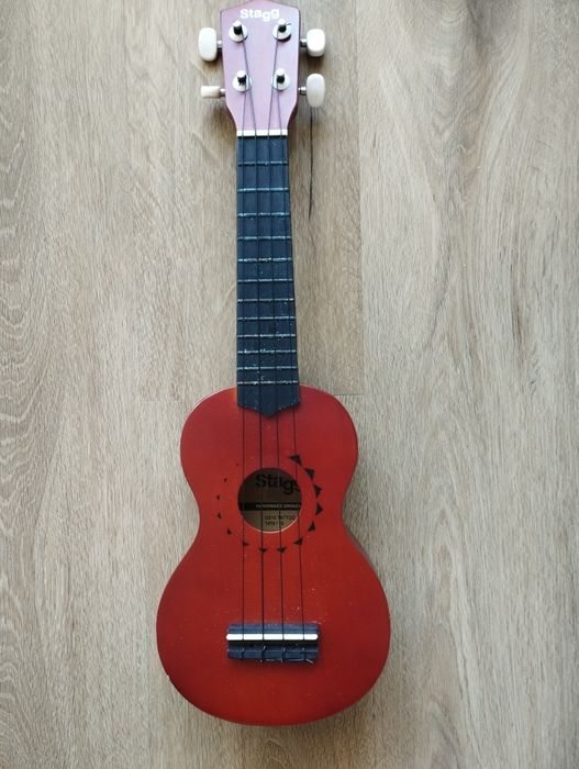 Ukulele Stagg
Ukulele Stagg em ótimas condições ideal para quem inicia