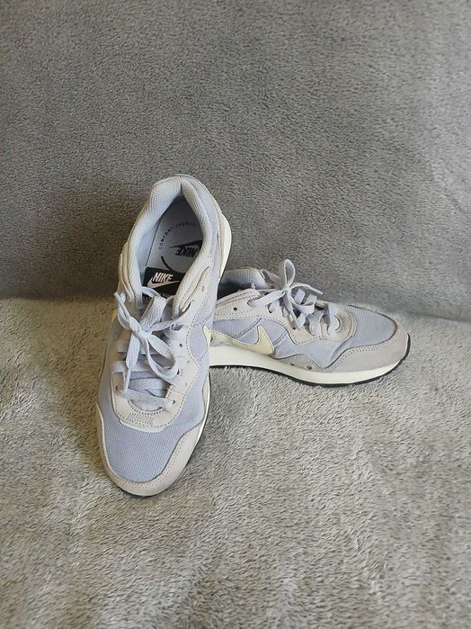 Buty sportowe adidasy Nike rozm. 38