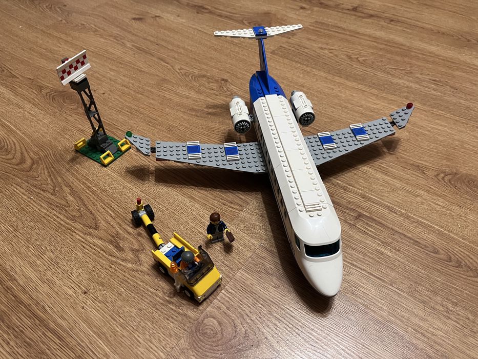 Lego city 3181 пасажирський літак