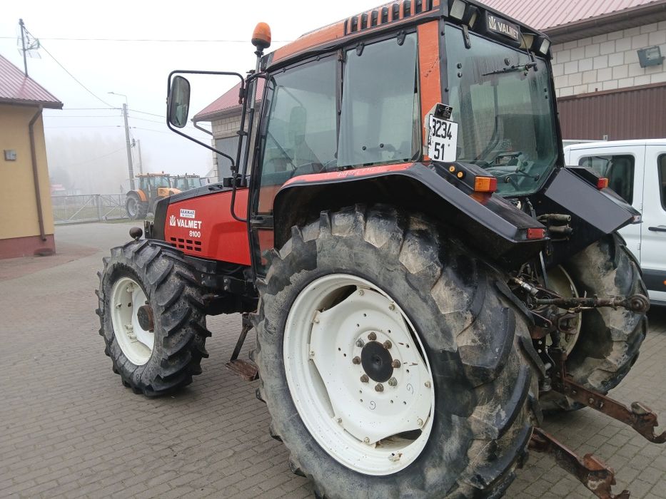 Tuz, Valmet 8100 GTS , valtra