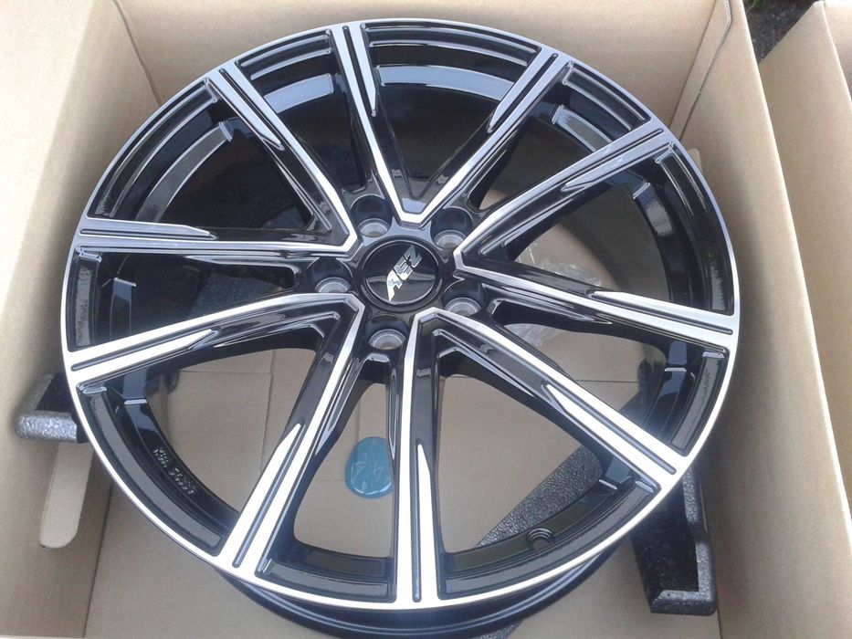 felgi r19 nowe hyundai i30 i40 ix35 tucson santafe kona mielec elantra