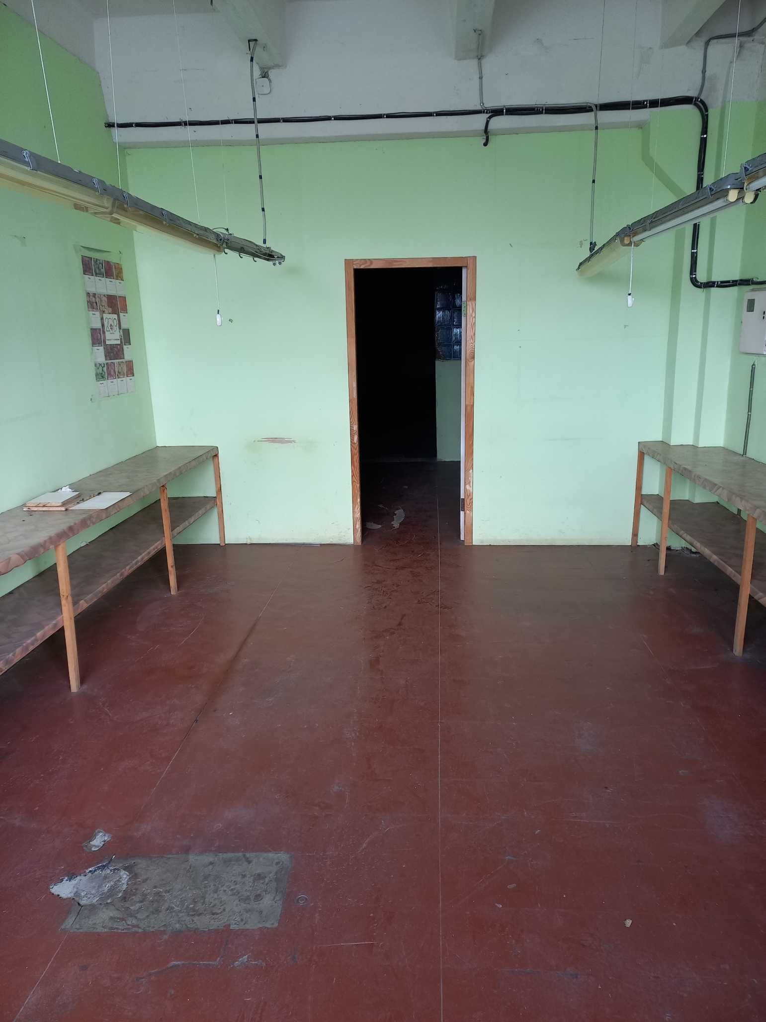 Складське приміщення 220 м2,  висота 4,5 м, 2 поверх