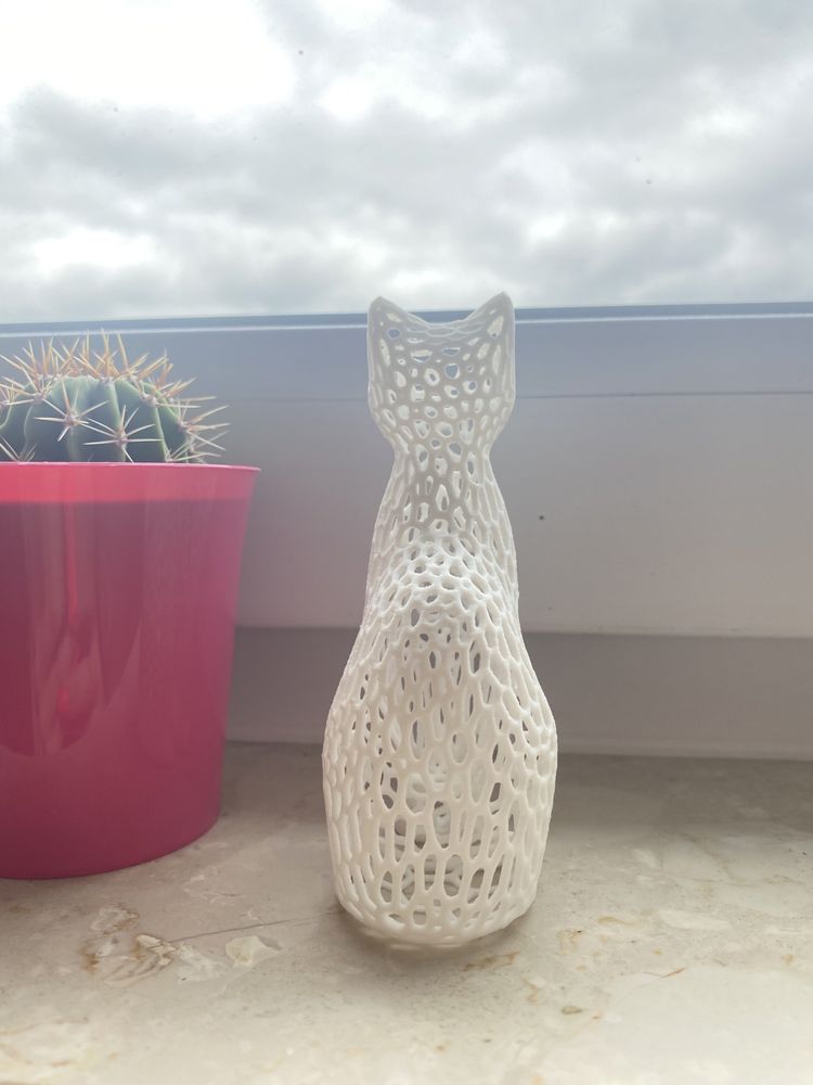 Figurka kota biala dekoracja do domu