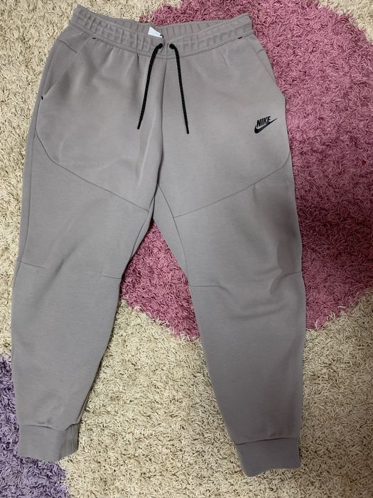 Штани Nike tech fleece L