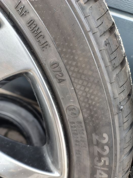 Całe koła Mazda r19 225/45 opony semperit speed-life3