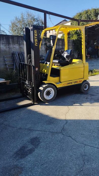 Empilhador eléctrico Hyster J2.50XM - 2.500 Kg (2541)