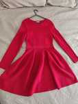 Vende-se vestido de criança