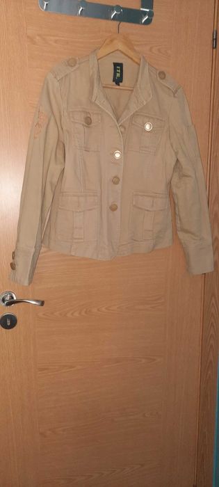 Blusão /casaco ganga creme